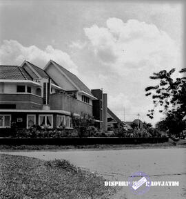 Pembangunan perumahan rakyat di Surabaya Tahun 1952