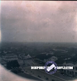 Foto udara jalan pahlawan pada Kongres GMNI (Gerakan  Mahasiswa Nasional Indonesia) di kantor gub...