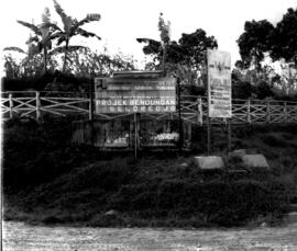 Proyek Selorejo Malang Bendungan Selorejo Malang dibawah kemetrian Pu Dirjen Pengairan tahun 1969