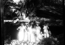 Impresi kehidupan sehari – hari masyarakat Madura. 7 Mei 1957.