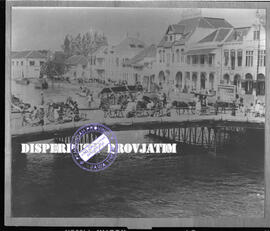 Foto jembatan merah, TT