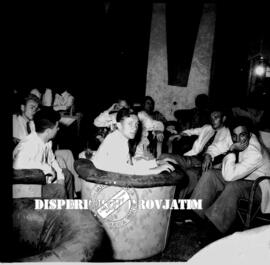 Suasana resepsi jamuan makan malam menyambut kedatangan klub sepak bola Lokomotif Rusia, 19 – 11 ...