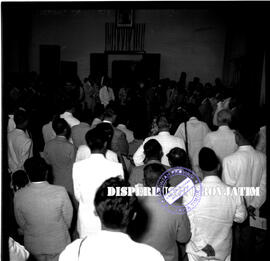 Suasana pembukaan Penerangan pada Pekan Raya Surabaya ke – 33, 25 – 8 – 1956