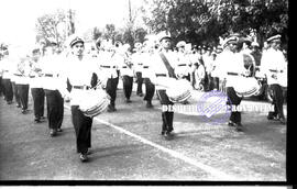 Drum band dalam pawai peringatan HUT kemerdekaan Republik Indonesia di  Surabaya, 17 – 8 – 1962