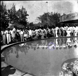 Pembukaan / peresmian  fontein (air mancur) taman surya Kotapraja, 3 – 10 – 1953