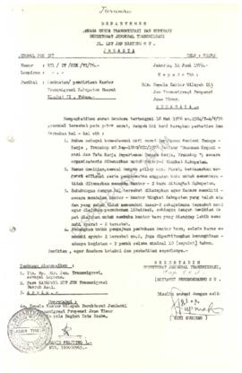 Surat dari Kepala Kantor Wilayah Direktorat Jenderal Transmigrasi Propinsi Jawa Timur kepada Kant...