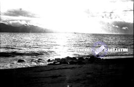 Pemadangan pantai di Banyuwangi, 1956