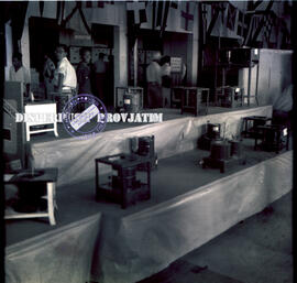 Stand alat rumah tangga seperti kompor pada eksposisi / pameran produski dalam negeri CTN (Korps ...