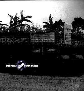 Proyek Selorejo Malang Bendungan Selorejo Malang tampak plakat bertuliskan dibawah Kemetrian Pu D...