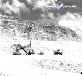 Proyek Kali Brantas Karangkates. Pembuatan Jalan menuju Bendungan Karangkates 28 Agustus 1969