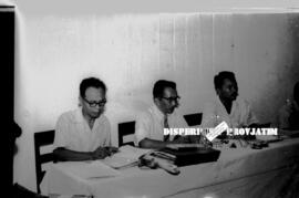 Suasana Konferensi Dinas PETERA (Pengerahan Tenaga Rakyat) Perwakilan Jawa Timur di Surabaya, 17 ...