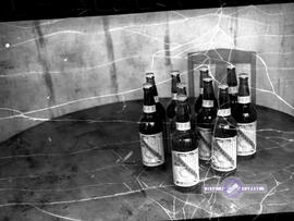 Perikanan Muncar : botol minuman. Tahun 1956