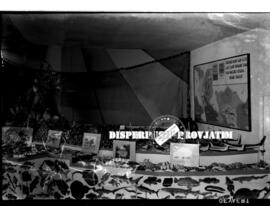 Stand pameran dari maluku dan Irian Barat  berisikan produk hasil kekayaan laut dalam CEFI (Cente...