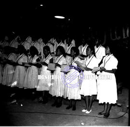 Paduan suara dalam peringatan wafatnya C  Simajuntak di Surabaya, 15 – 9 – 1958