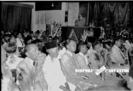 Suasana konferensi PNI (Partai Nasional Indonesia) Jawa Timur di Tulungagung, 1954