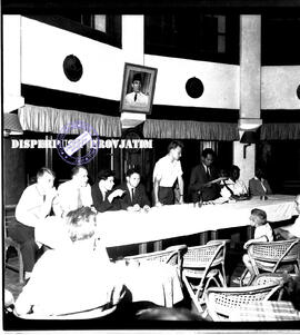 Kongres ke I Ikatan Buruh Pelabuhan Republik Indonesia (IBPRI) seluruh Indonesia di Surabaya, 18 ...