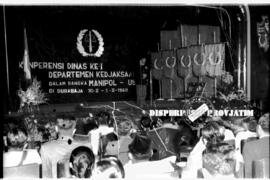 Presiden Sukarno (Soekarno / Bung Karno) memberikan wejangan pada Konferensi Dinas ke I Departeme...